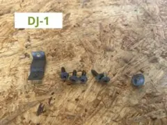 4360■ ホンダ DJ-1 AF12 ヘッドライト 固定ネジ ウインカー ネジ