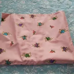 ピーターラビット総柄♪生地115×150ｃｍ☆ピンク