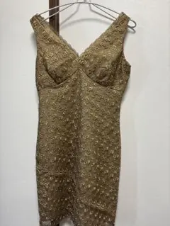 DONNA RICCO ノースリーブワンピース 6P ゴールド