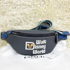 新品✨コーチ ディズニーコラボ ウエストポーチ チャーター ベルトワールド 紺
