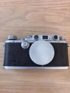 Leica Ⅲb（１９４０年）生産数が少ないので希少 Leica Ⅲb（1940年）生産数が少ないので希少