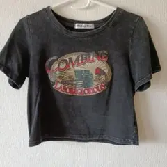 黒 クロップドTシャツ グラフィックプリント　ビンテージ風