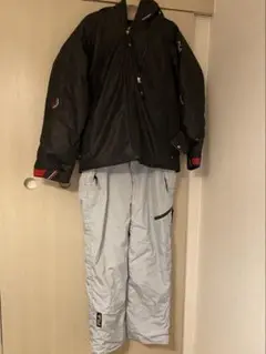 FILA ナイロン セットアップ スノボウェア スキーウェア 赤 黒 白 楽天市場】フィラ スキー ウェアの通販