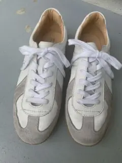 Item thumbnail for item c2802e4f-e094-486f-9c17-7ddfd5a8aebc