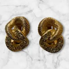 Item thumbnail for item 6ed69014-cdf1-4531-9361-b510d27bf8ed