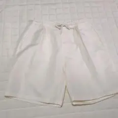 ホワイト ショートパンツ Mサイズ