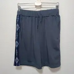 最安値❣️新品　グレー サイドパターン ショートパンツ　ハーフパンツ　M