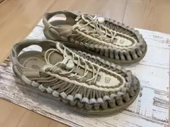 Item thumbnail for item 3ba238fb-8c55-4316-bbac-a62b92511e96