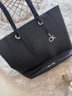 Calvin Klein 黒 トートバッグ