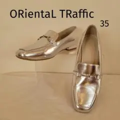 ♥美品♥【ORientaL TRaffic】35 シルバー ローファー