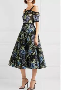新品タグ付き MARCHESA マルケッサ レース花柄刺繍ワンピース ドレス 新品☆マルケッサMarchesa☆3D花びら☆墨絵グラデーション刺繍