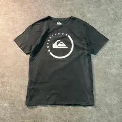 7SM1【クイックシルバー】ロゴプリント　半額Tシャツ　ブラック　L 古着