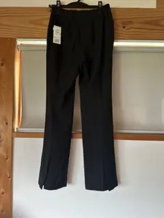 新品　セラビ　tout a fait パンツ　フレア　スリット　定価16500円