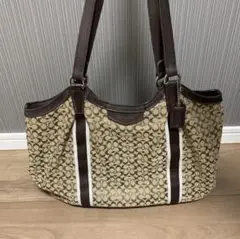 COACH コーチ 肩掛け トートバッグ シグネチャー F26131