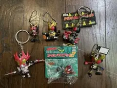 仮面ライダーアギト　仮面ライダークウガ　キーホルダー