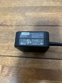 Lenovo レノボ ACアダプター45W 充電器