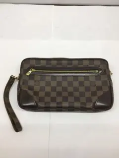 Item thumbnail for item 4d7e6aba-0c6b-4f6c-a88f-9ea0366220a9