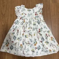 花柄コットンノースリーブ　ワンピース　子ども　100