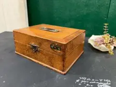 Item thumbnail for item 38992019-248e-4569-983b-f219d29e41be