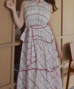 即日発送Herlipto Anduze Belted Check Dress