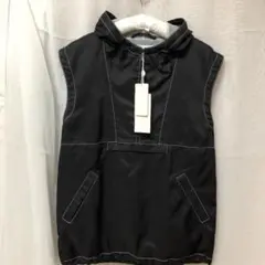 《未使用》フーデッド ベスト