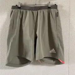 adidas ショートパンツ