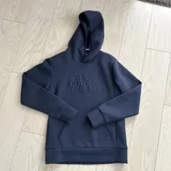 THE NORTH FACE ノースフェイス　パーカー　エンボスロゴ