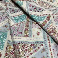 花柄　綿シーチング布　105cm