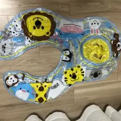 子供用動物キャラクター浮き輪　足つき