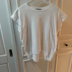 ZARAホワイト 半袖 Tシャツ シンプルデザイン