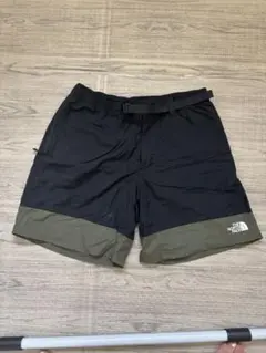 THE NORTH FACE ショートパンツ 黒/オリーブ