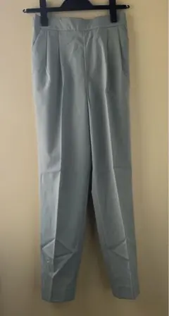 ウツクシルエット　テイパードパンツ　ミント