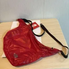 新品　THE NORTH FACE 赤 サコッシュバッグ タグ付き