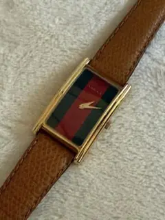 GUCCIグッチ シェリーライン ベルト革 メンズ腕時計 2600M 表面超美品