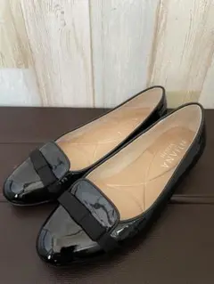 美品DIANA WELLFITダイアナエナメルパンプス フラットシューズ