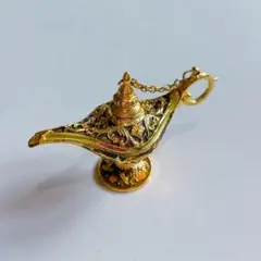 ドバイ イスタンブール お土産 魔法のランプ アラジン