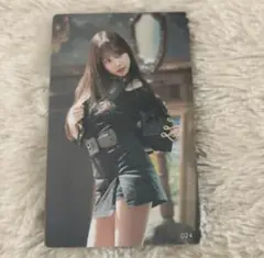 【値下げ】IZ*ONE ユリ　トレカ