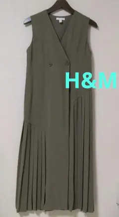 オリーブ色ダブルボタンノースリーブベスト☆H&M
