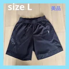 IN THE PAINT ブラックショートパンツ Lサイズ