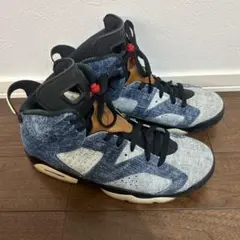 Item thumbnail for item c65434df-5912-4807-90fb-8c4b1353330d