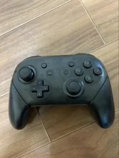 Nintendo Switch プロコントローラー