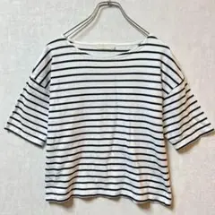 アースミュージック&エコロジーボーダーTシャツ半袖　紺　透け感無a1431