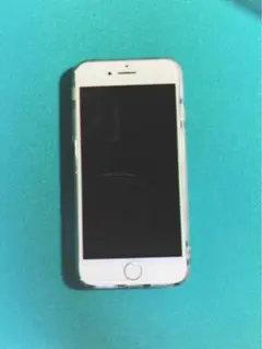 Apple iPhone 8 シルバー 本体
