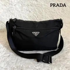 良品✨プラダ カメラバッグ ショルダーバッグ 三角プレート ナイロン 黒 レザー