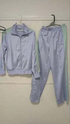 Item thumbnail for item 95705762-07cd-4bc5-8efc-be4341b4a16a