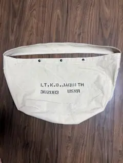 ニュースペーパーバック　USNR