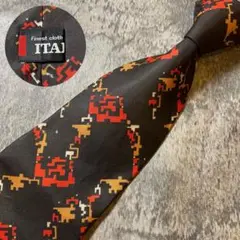 AN243 ITARIA ブラック レッド シルク ネクタイ