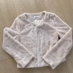 セシルマクビー　CECIL McBEE ファーカーディガン丈が短めで可愛いです！
