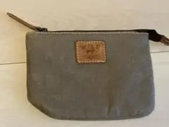 ウィルレザーグッズ　ポーチ　色カーキ