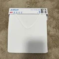 ユニクロ　AIRism VネックTシャツ　Sサイズ